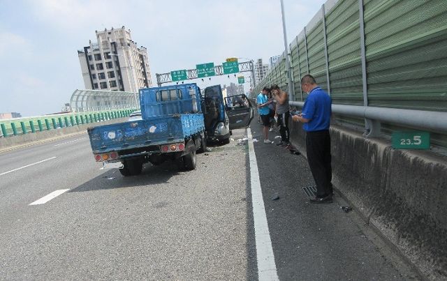 分析臺74線三肇因　警倡正確行車觀念和禮儀